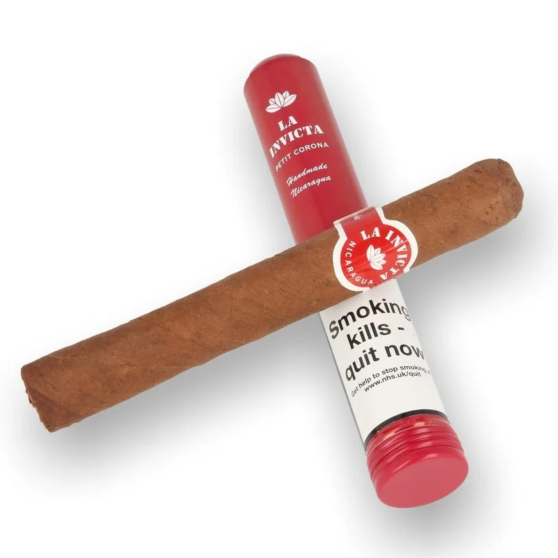 La Invicta Petit Corona